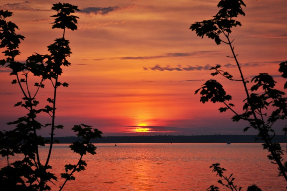 sunset-over-yarmouth